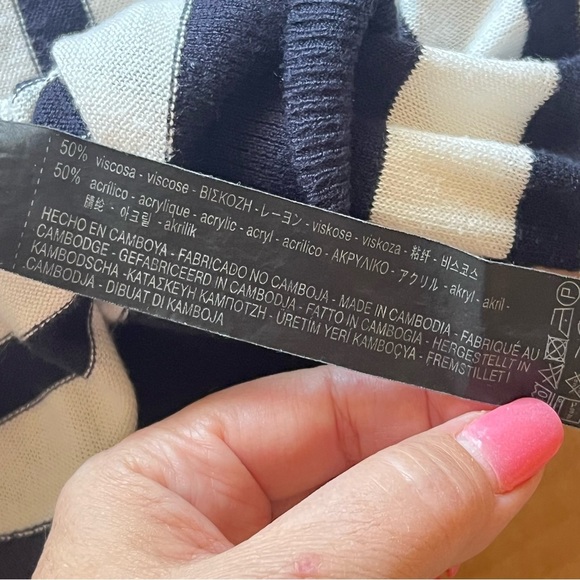 Zara knit striped pullover sweater, relaxed fit, lightweight size S - Picture 13 of 13